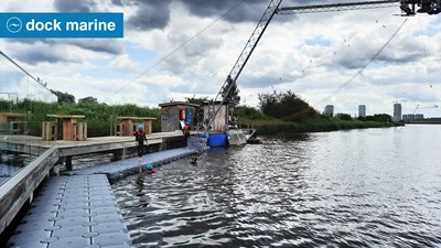 WakeUpCable - SunnyDock 05