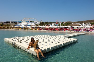 Plateforme de baignade 04