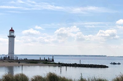 SunnyDock - Plateforme de baignade - DMN 02.jpg